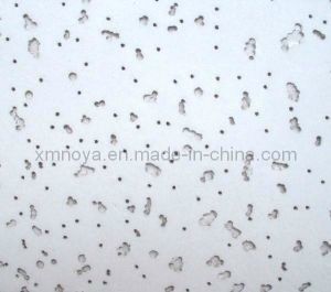Plaque de plafond rectangulaire en fibres de laine minérale pour décoration acoustique en forme de rectangle