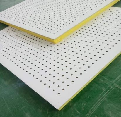 Plafond en fibre de verre à haute densité non combustible C caché pour l'installation en réseau T