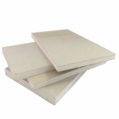 Plafond insonorisé 600*600 mm Conception de plaque de plâtre acoustique en papier pour la décoration murale
