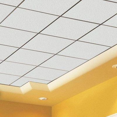 Planches de plafond en fibre minérale perforée de laine pour l'isolation acoustique