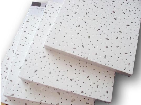 Panneau de carreaux de plafond suspendu décoratif pour l'isolation acoustique dans 300*300