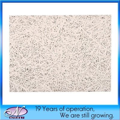 Matériau de plafond acoustique en fibres minérales