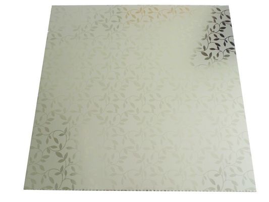 Panneau mural composite en PVC 3D intérieur pour la décoration de chambre à coucher / magasin à 500mmx500mm
