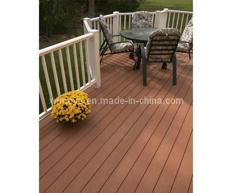 Décoration de plancher de jardin Planche de terrassement en bois composite en WPC 450*75*18 mm en couleur brune