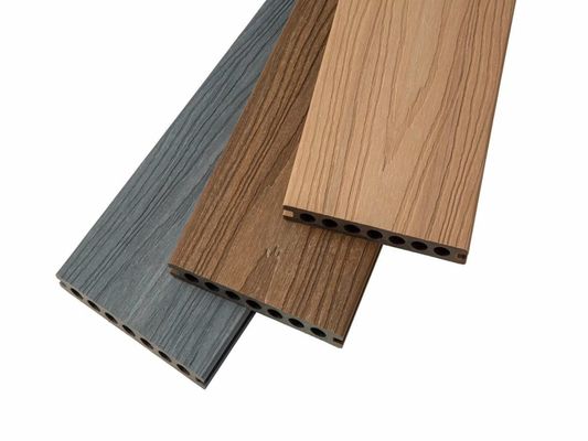 Rameau en bois plastique composite en WPC et pilier décoratif en pergola Surface brune Finie
