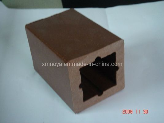 90*90-Un pilier de clôture en bois plastique composite étanche pour votre terrasse
