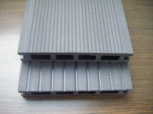 150mm*25mm Decking composite en bois plastique WPC pour la décoration de jardin Entreprise