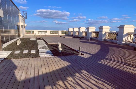 150*25mm Produits en WPC Plancher extérieur blanc spécial pour terrasse / matériaux de clôture