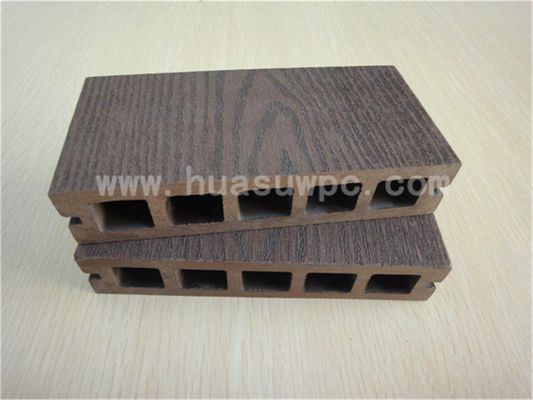 Éco-friendly facile à installer WPC plaquettes en plastique de revêtement de sol avec E0 Norme environnementale