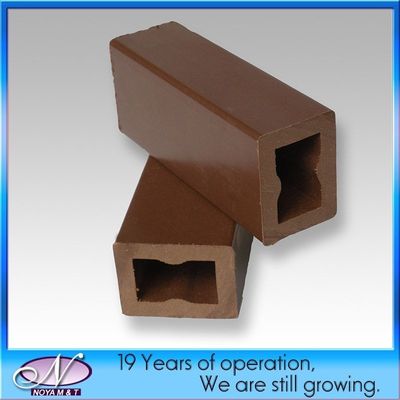 Surfaces extérieures 150 mm*25 mm en bois plastique composite/WPC pour matériaux de revêtement de sol Résistant