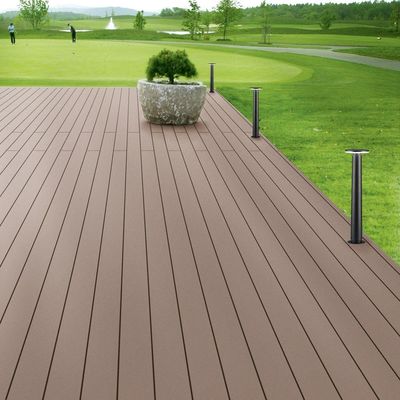 Type de plancher en bois composite 150 mm*25 mm pour plancher extérieur Plancher en bois massif composite