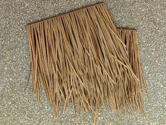 Carreaux de paille de toiture en plastique synthétique décoratif avec une durée de vie durable de 30 à 50 ans