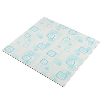 Insulation acoustique intérieure de 500 mm x 500 mm Panneaux muraux 3D pour toile de fond de télévision moderne