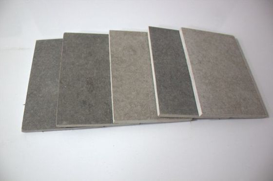Insulation acoustique grise et jaune clair pour intérieur