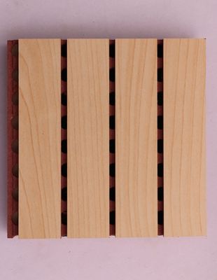 197*2400*15-18mm Décoratif en bois Acoustique Panneau mural Finition de placage Perforé