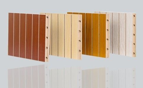 Absorption du son Panneau et panneau de plafond en bois avec panneaux acoustiques à bord carré