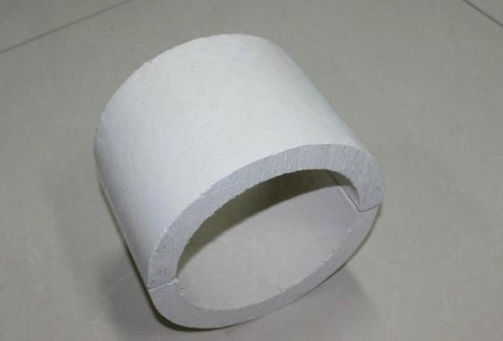 Les carreaux vitrés améliorent la résistance au feu des dalles / tuyaux en silicate de calcium pour l'isolation