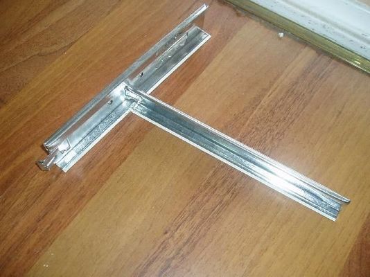 0.40-1.0mm épaisseur ignifuge Galvanisée Tee Grille pour plafond suspendu T Bar