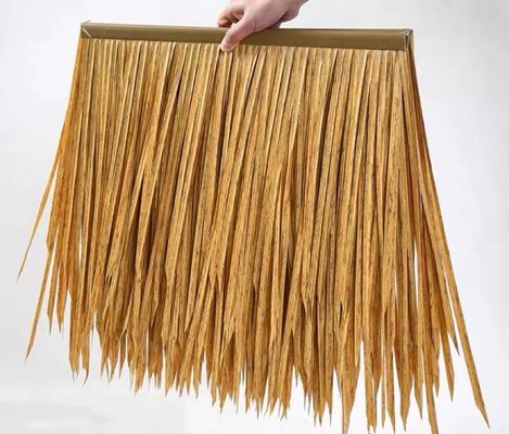 Toit de paille en HDPE synthétique de style traditionnel pour la décoration de toits d'hôtel