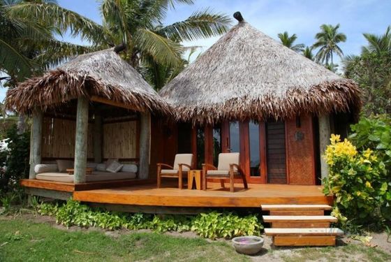 Bon prix Indonésie Plastique Artistique Serre sèche Gazebo Canopy Tente Pergolas Tentes Synthétique Tente de chaumière Cottage Toit à herbe sèche