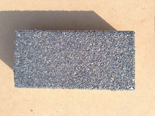 Produits de gros hautement perméables à l'eau Pavement de sol de paysage Briques perméables en céramique durables