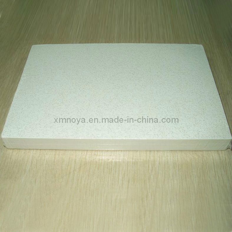 Carreaux de plafond en fibre de verre décoratif pour l'installation en grille T par Noya dans les matériaux de construction