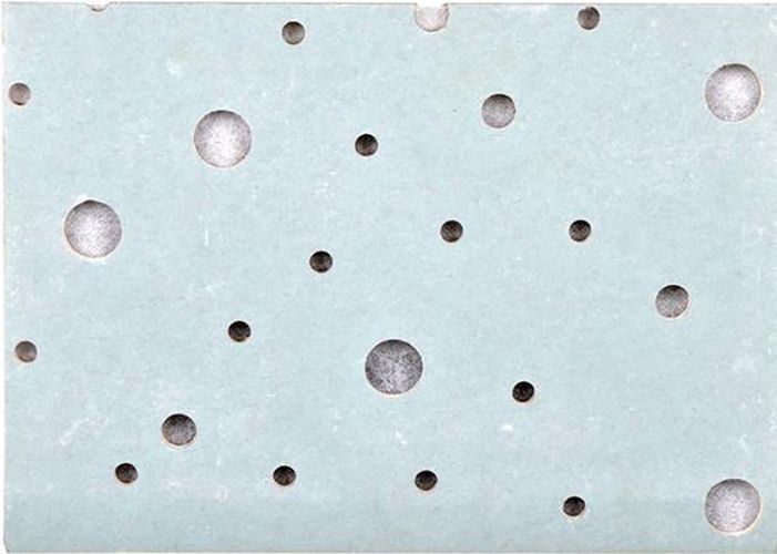 Plafond insonorisé 600*600 mm Conception de plaque de plâtre acoustique en papier pour la décoration murale