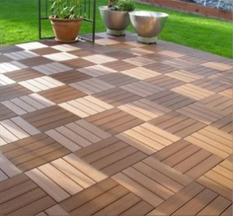 Carreaux de revêtement de sol en WPC synthétique pour décoration extérieure en longueur personnalisée