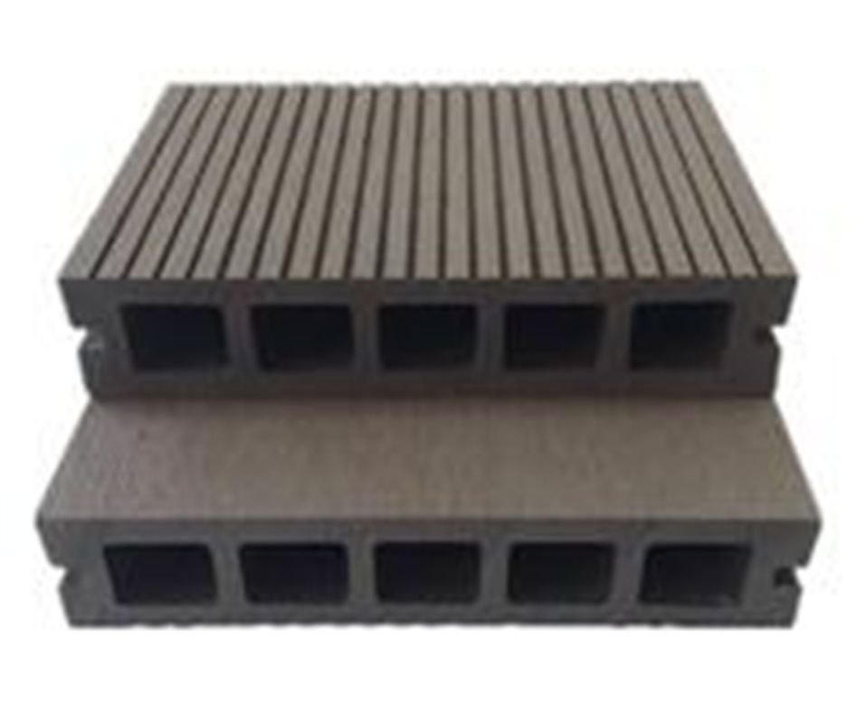 150 mm*25 mm Carreaux de revêtement de sol en WPC sur mesure pour l'extérieur, fabriqués avec du composite en bois plastique