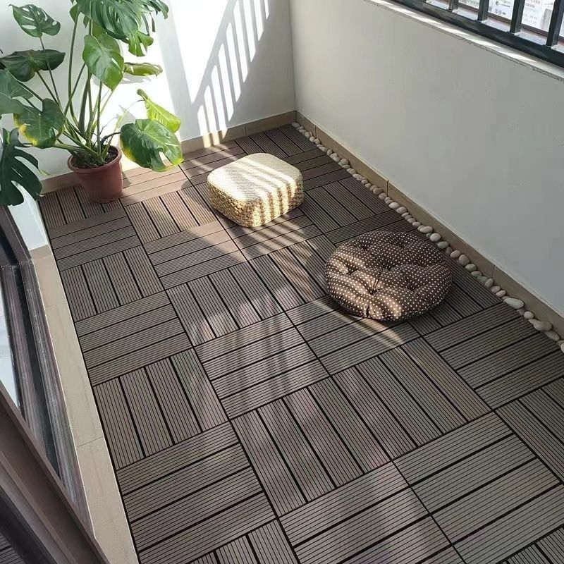 Taux d'expansion de l'absorption de l'eau 2,5% Decking composite en bois brun plastique pour jardin