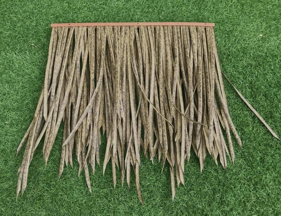 Ventes mondiales Belle et élégante dalles de toiture de chaume pour la décoration naturelle