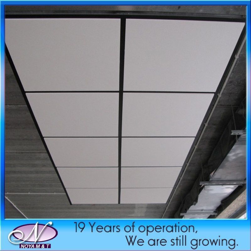 Panneau de plafond en fibres de verre léger pour matériaux d'isolation acoustique 600*600*20/25